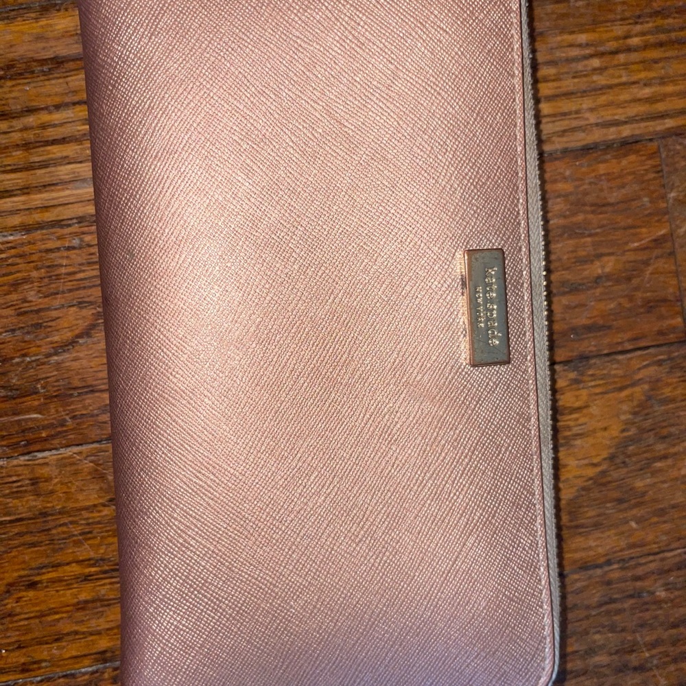 Kate Spade Wallet - Picture 4 of 7
